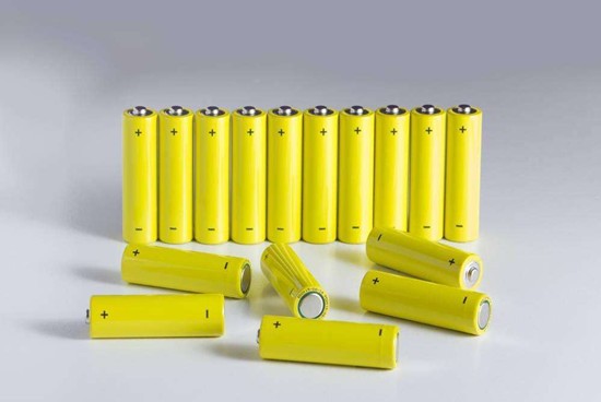 7.22各類(lèi)化學(xué)電池的優(yōu)缺對(duì)比2.jpg 7.22各類(lèi)化學(xué)電池的優(yōu)缺對(duì)比2.jpg