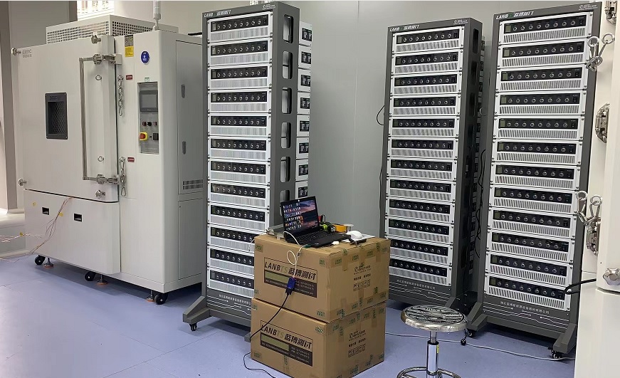 中能瑞新現(xiàn)場圖片3.jpg 中能瑞新現(xiàn)場圖片3.jpg