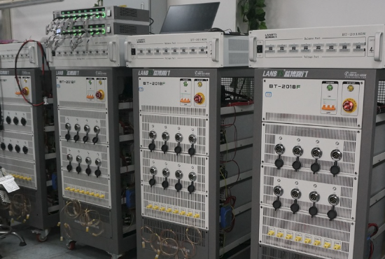 大電流測(cè)試設(shè)備.png 大電流測(cè)試設(shè)備.png